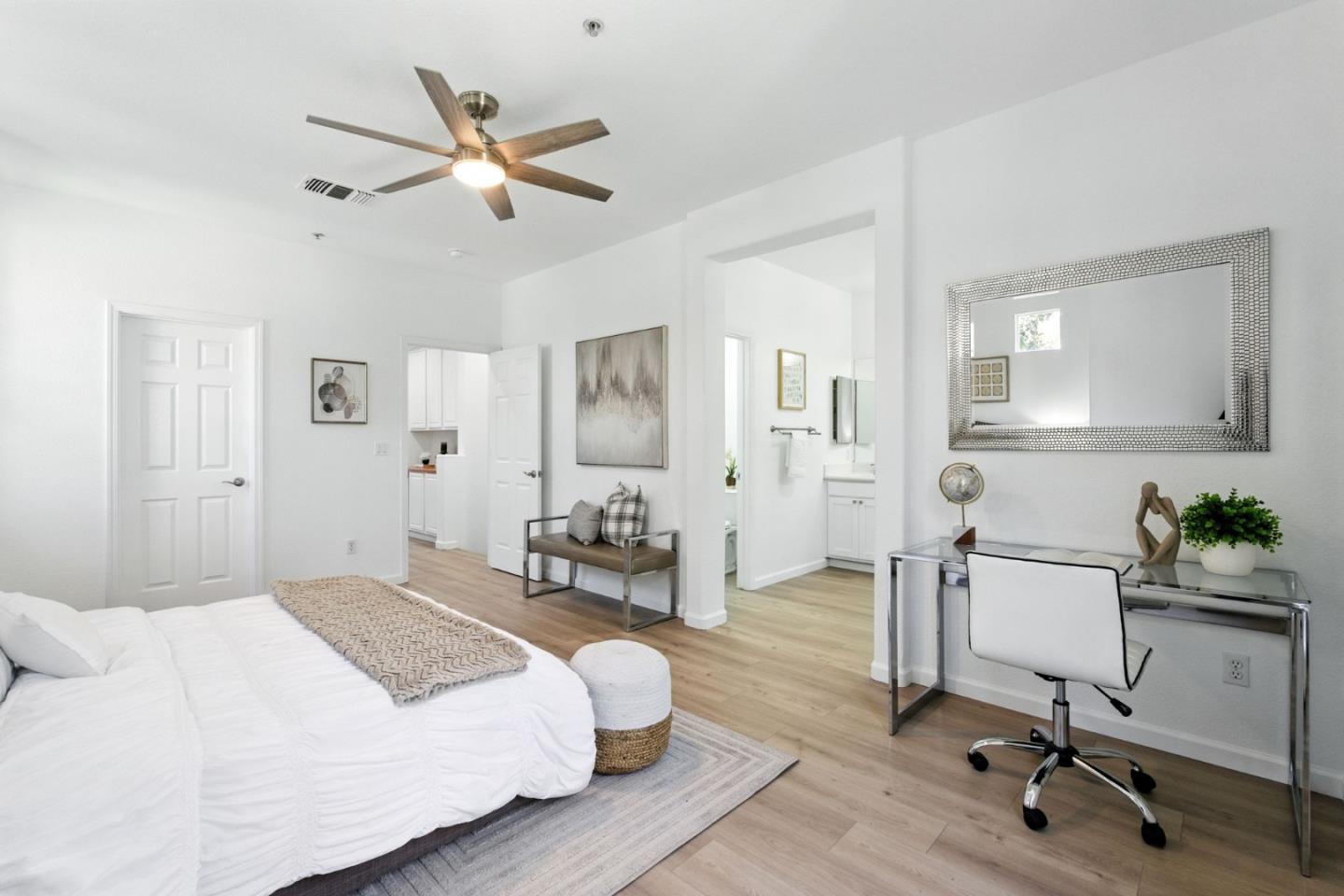 Detail Gallery Image 13 of 35 For 728 City Walk Pl #9,  Hayward,  CA 94541 - 3 Beds | 2/1 Baths