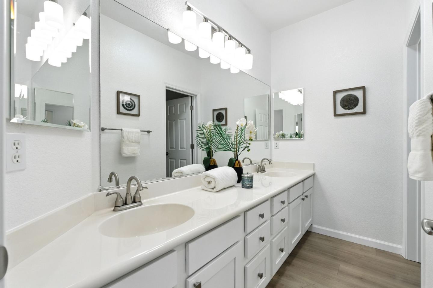 Detail Gallery Image 21 of 35 For 728 City Walk Pl #9,  Hayward,  CA 94541 - 3 Beds | 2/1 Baths
