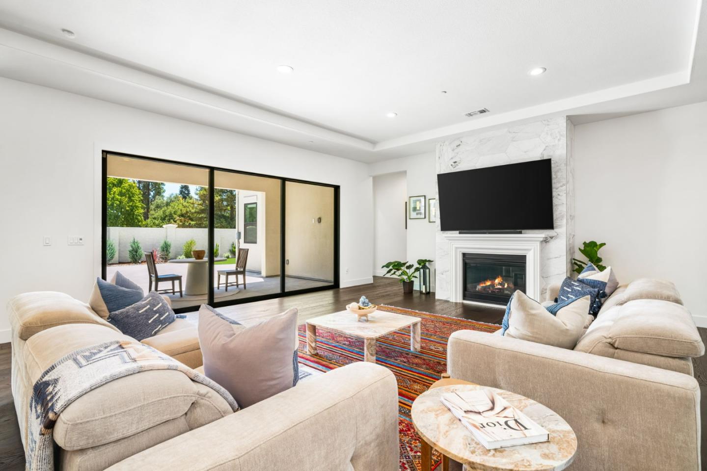 Detail Gallery Image 13 of 73 For 18312 Corte Simon, Morgan Hill,  CA 95037 - 4 Beds | 4/1 Baths