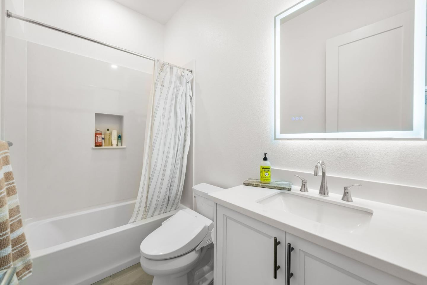 Detail Gallery Image 28 of 73 For 18312 Corte Simon, Morgan Hill,  CA 95037 - 4 Beds | 4/1 Baths