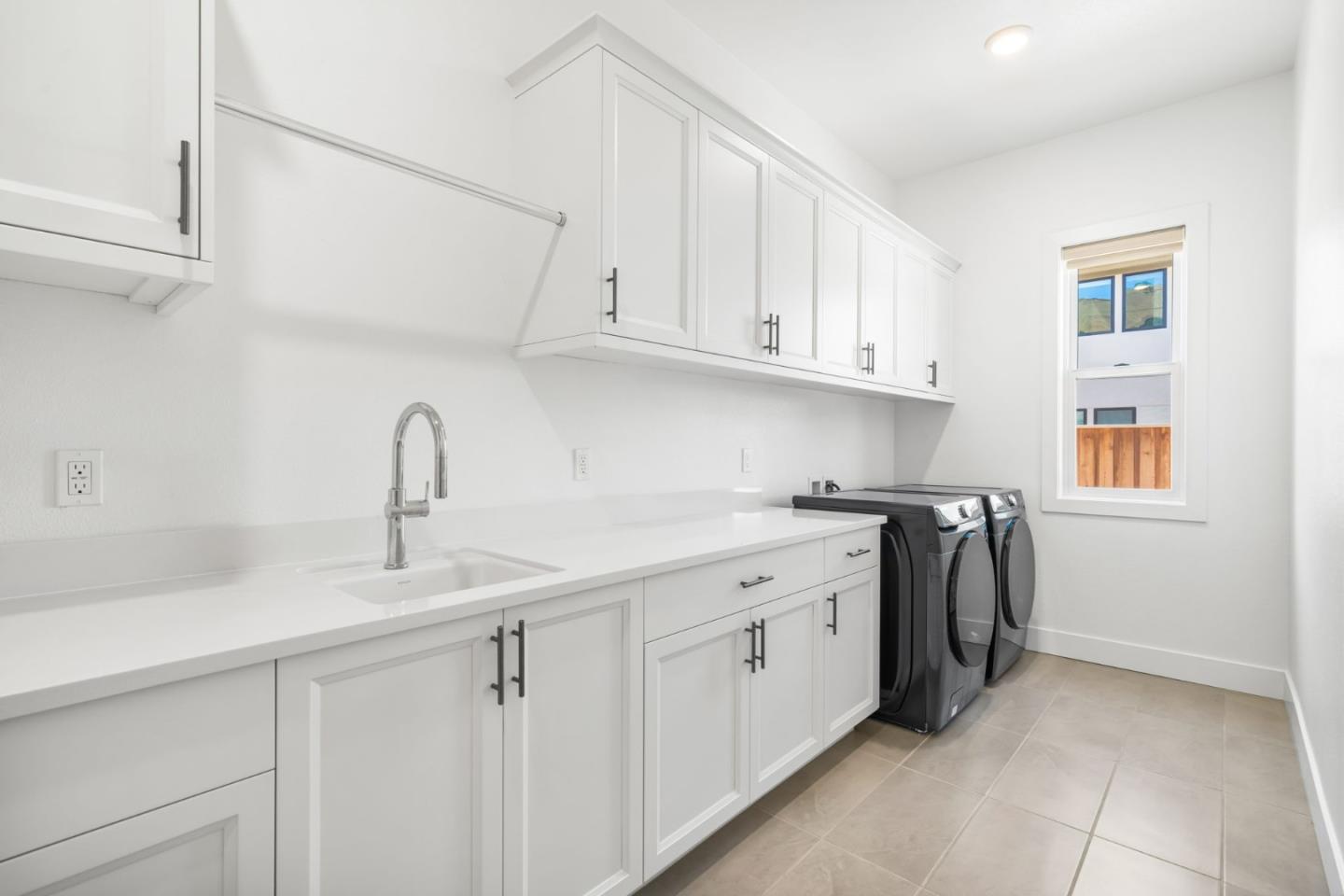 Detail Gallery Image 32 of 73 For 18312 Corte Simon, Morgan Hill,  CA 95037 - 4 Beds | 4/1 Baths
