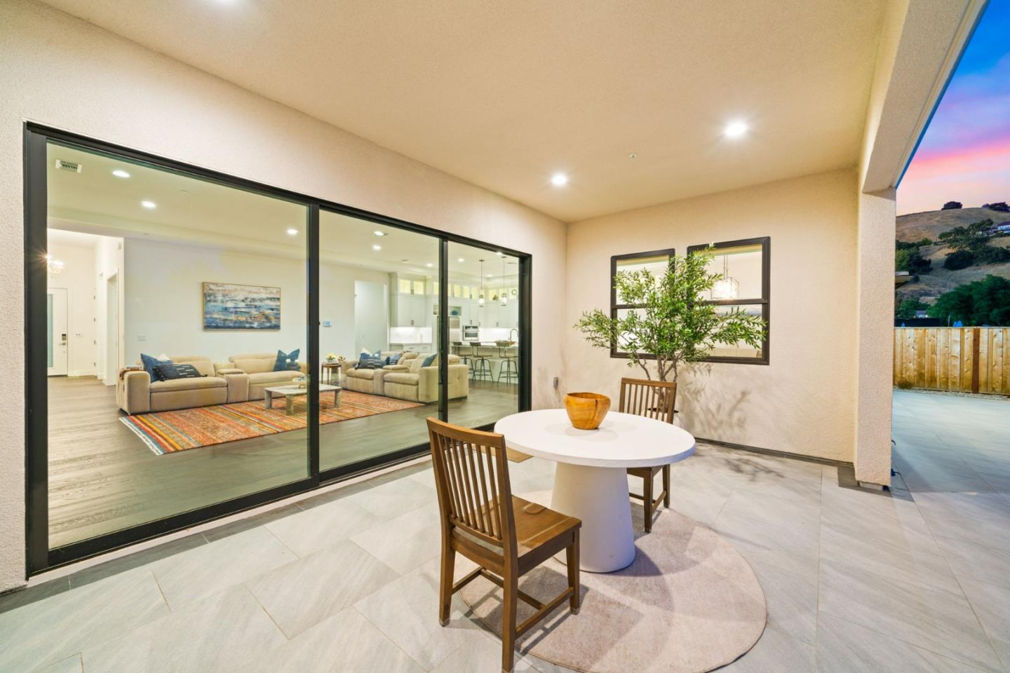 Detail Gallery Image 35 of 73 For 18312 Corte Simon, Morgan Hill,  CA 95037 - 4 Beds | 4/1 Baths