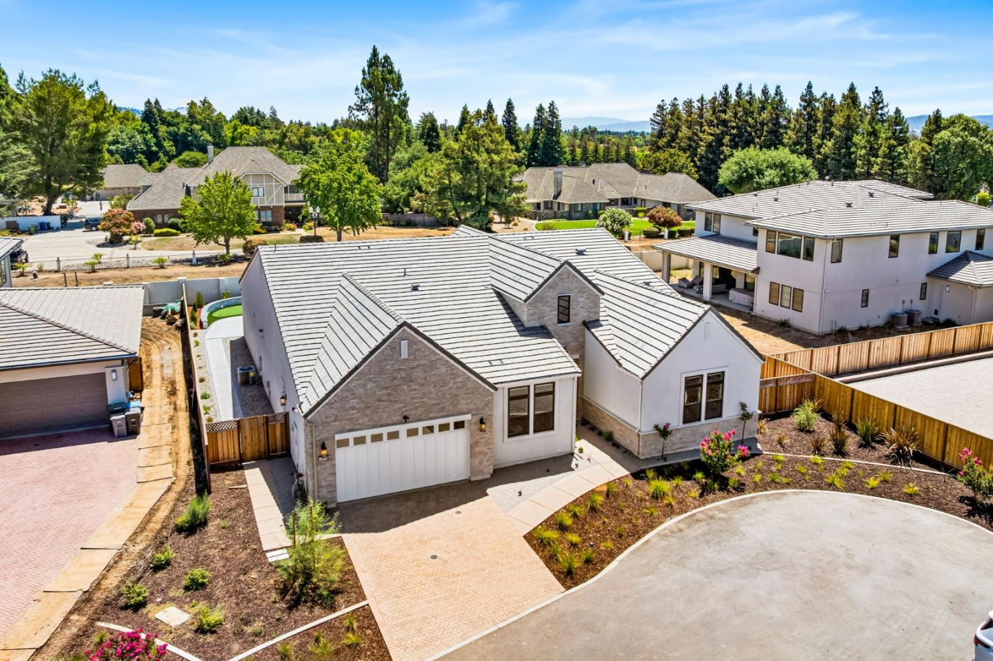 Detail Gallery Image 5 of 73 For 18312 Corte Simon, Morgan Hill,  CA 95037 - 4 Beds | 4/1 Baths