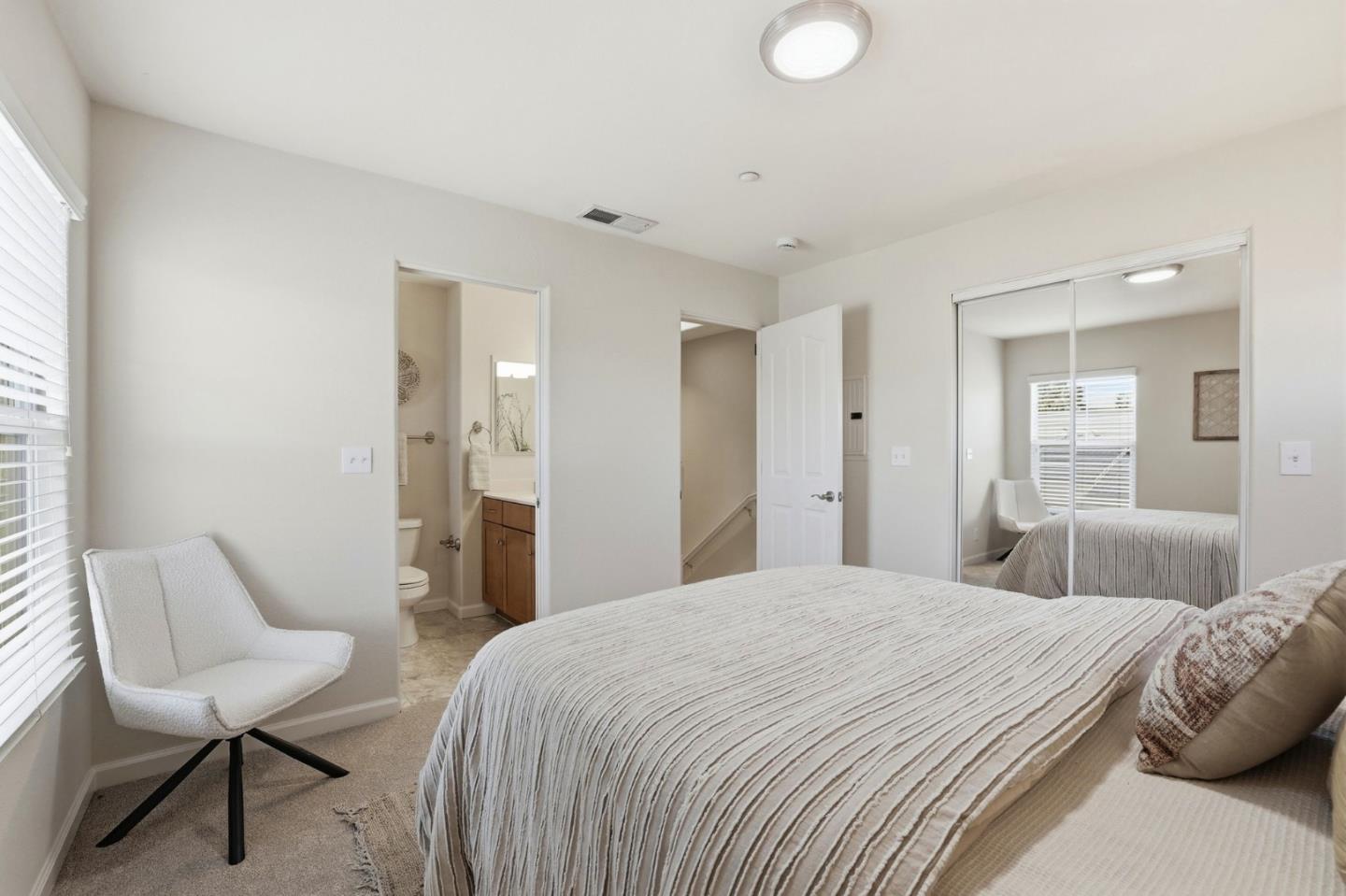 Detail Gallery Image 14 of 19 For 808 Lenzen Ave #107,  San Jose,  CA 95126 - 2 Beds | 2/1 Baths