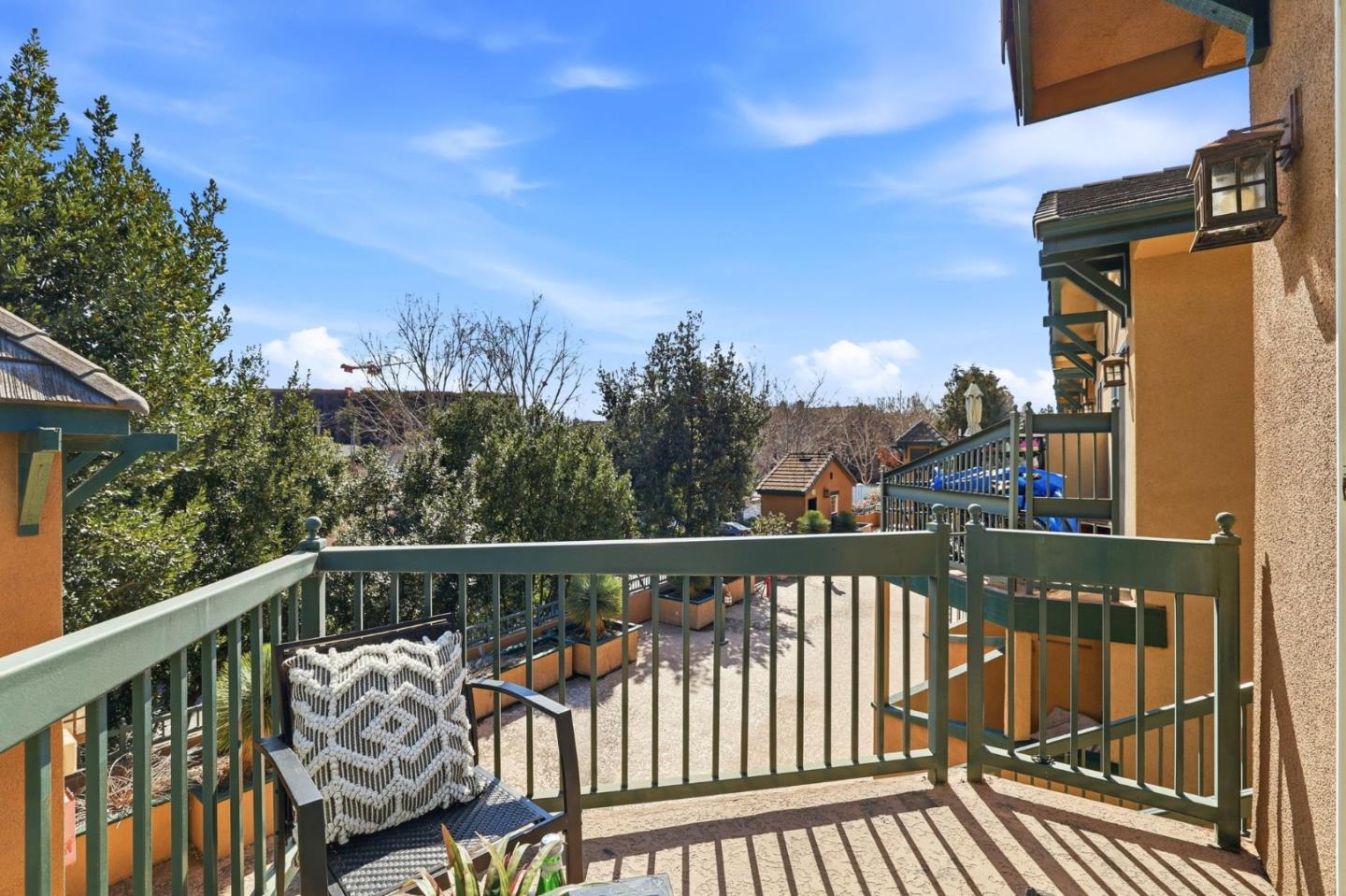 Detail Gallery Image 17 of 19 For 808 Lenzen Ave #107,  San Jose,  CA 95126 - 2 Beds | 2/1 Baths