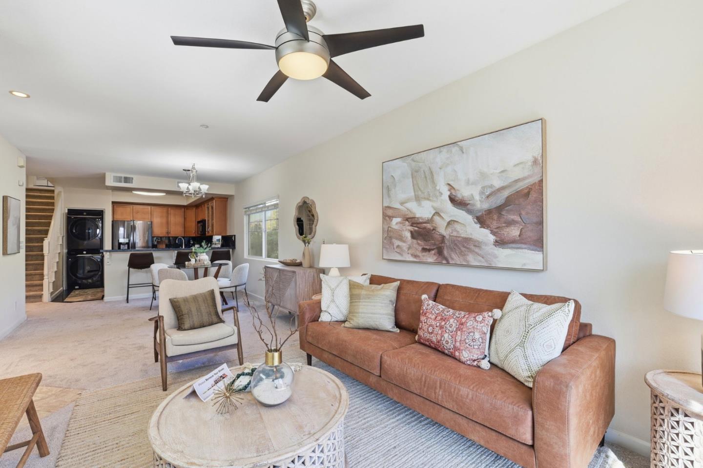 Detail Gallery Image 3 of 19 For 808 Lenzen Ave #107,  San Jose,  CA 95126 - 2 Beds | 2/1 Baths