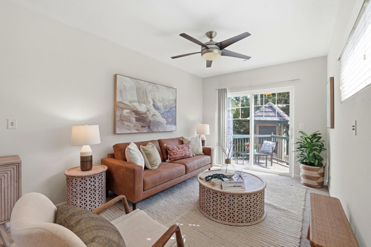 Detail Gallery Image 4 of 19 For 808 Lenzen Ave #107,  San Jose,  CA 95126 - 2 Beds | 2/1 Baths