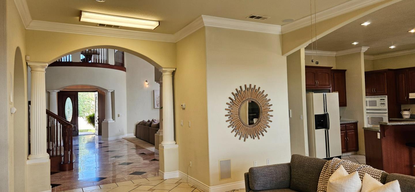 Detail Gallery Image 25 of 78 For 5752 Saint Andrews Dr, Stockton,  CA 95219 - 4 Beds | 4 Baths
