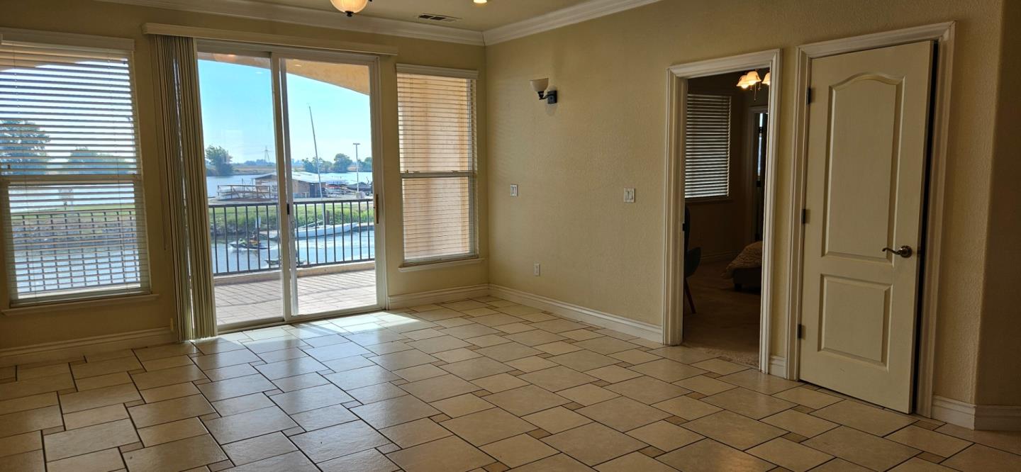 Detail Gallery Image 43 of 78 For 5752 Saint Andrews Dr, Stockton,  CA 95219 - 4 Beds | 4 Baths