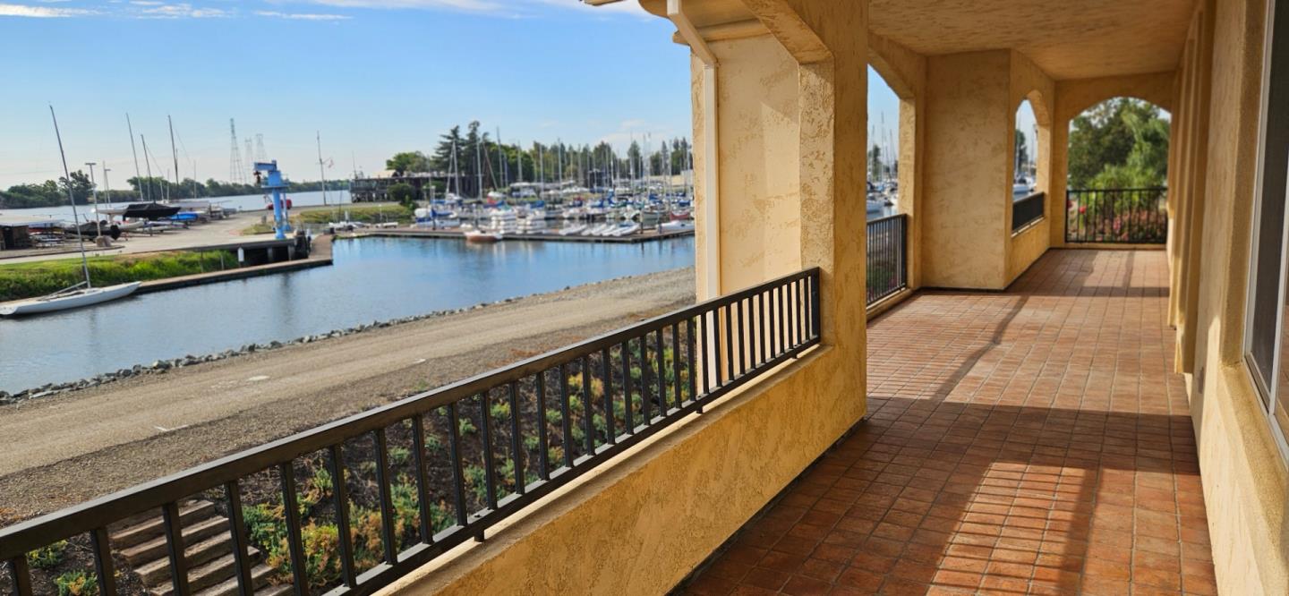 Detail Gallery Image 61 of 78 For 5752 Saint Andrews Dr, Stockton,  CA 95219 - 4 Beds | 4 Baths