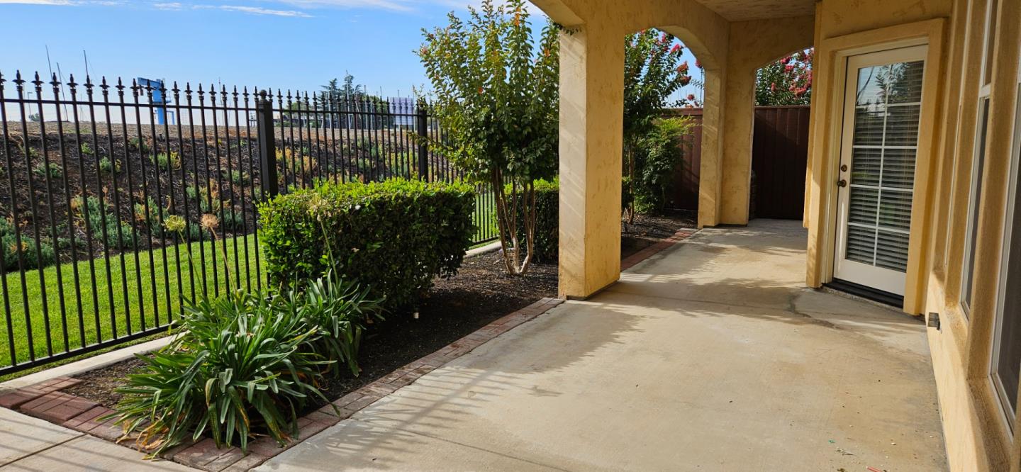 Detail Gallery Image 64 of 78 For 5752 Saint Andrews Dr, Stockton,  CA 95219 - 4 Beds | 4 Baths