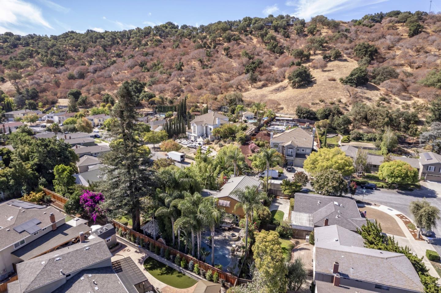 Detail Gallery Image 12 of 12 For 951 Foothill Dr, San Jose,  CA 95123 - 4 Beds | 2/1 Baths