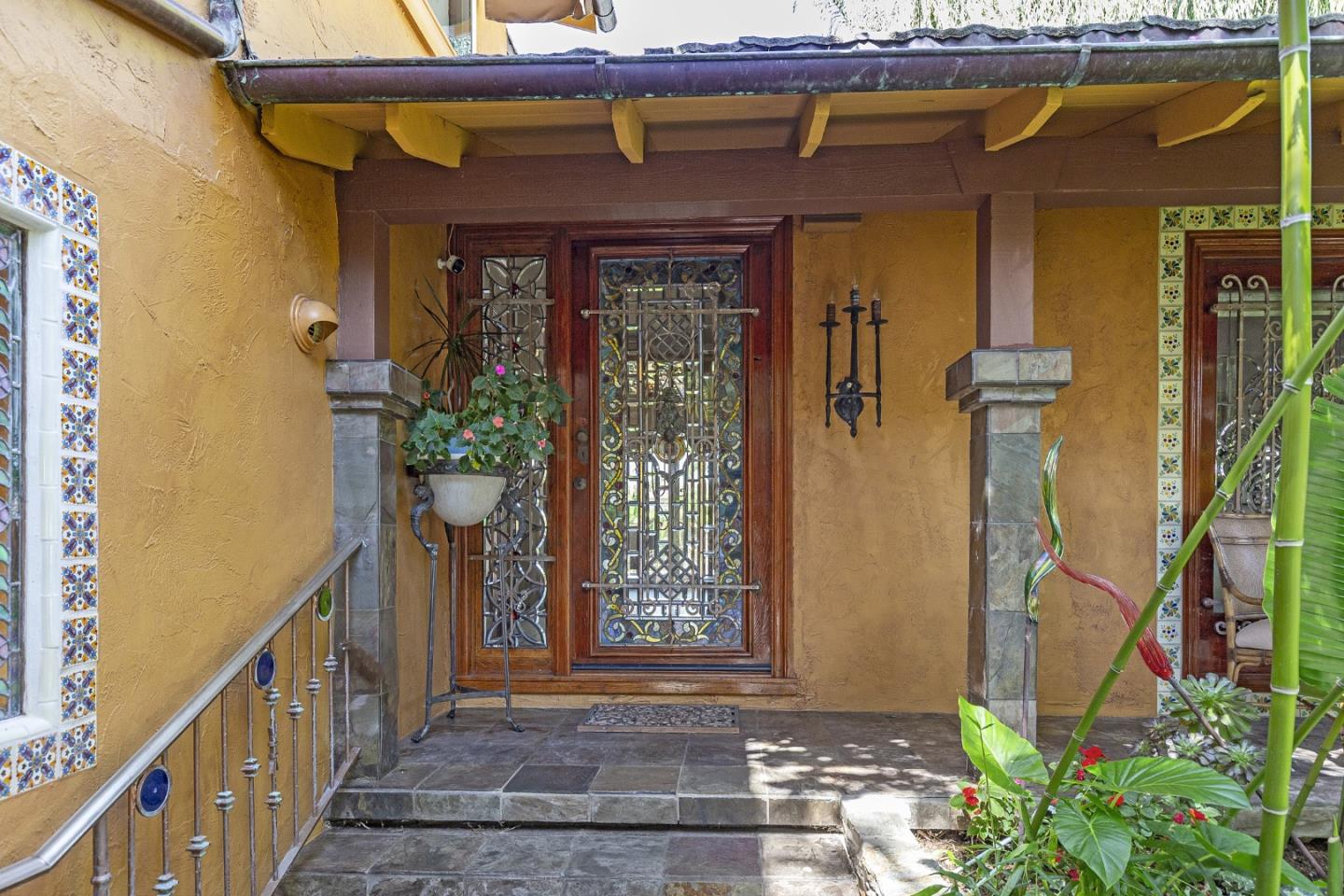Detail Gallery Image 18 of 67 For 951 Foothill Dr, San Jose,  CA 95123 - 4 Beds | 2/1 Baths