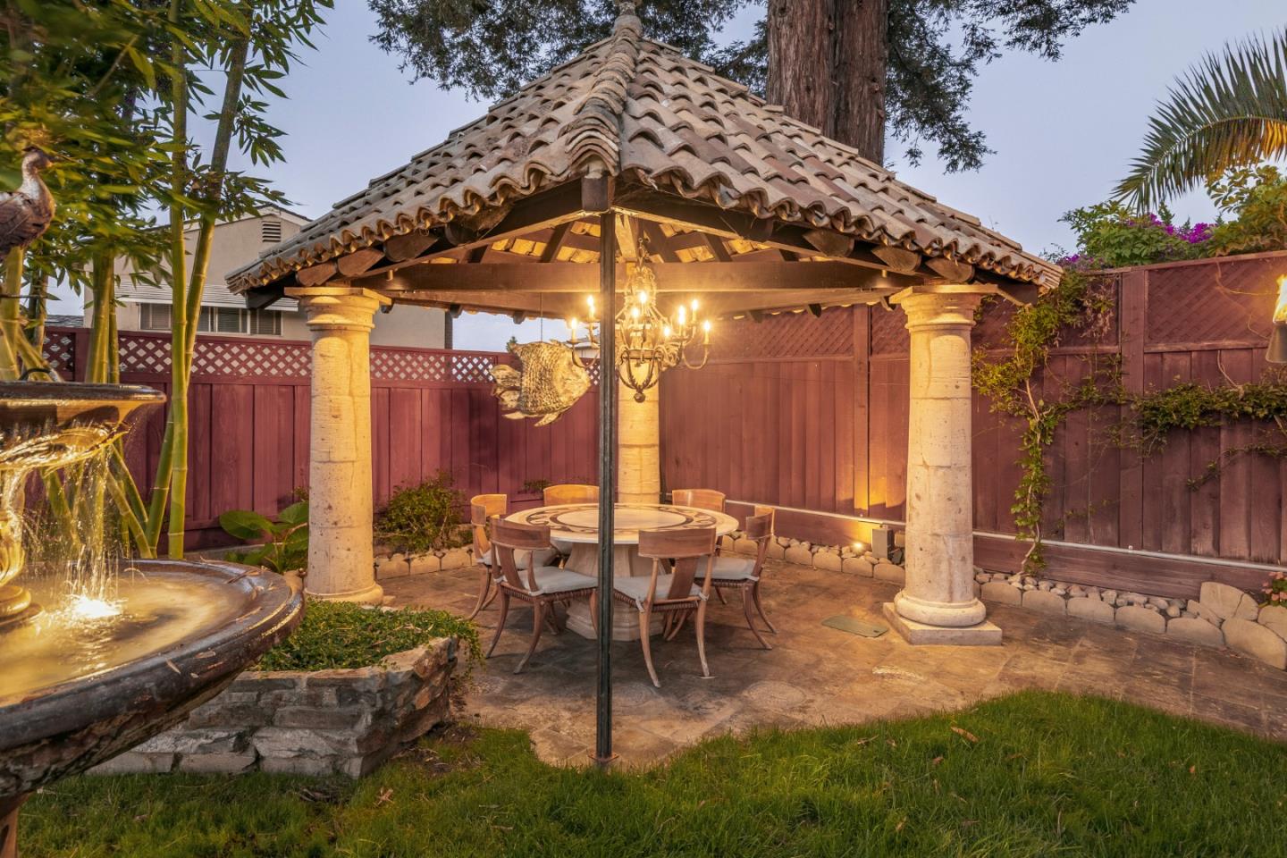 Detail Gallery Image 49 of 67 For 951 Foothill Dr, San Jose,  CA 95123 - 4 Beds | 2/1 Baths