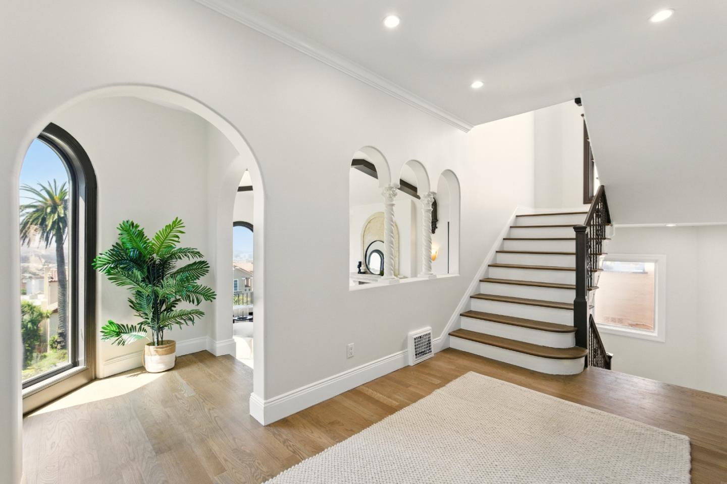 Detail Gallery Image 12 of 65 For 1260 Monterey Blvd, San Francisco,  CA 94127 - 4 Beds | 4 Baths