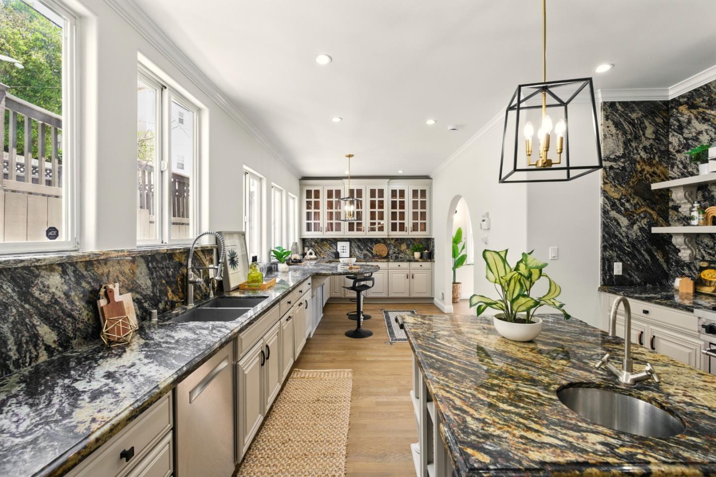 Detail Gallery Image 21 of 65 For 1260 Monterey Blvd, San Francisco,  CA 94127 - 4 Beds | 4 Baths