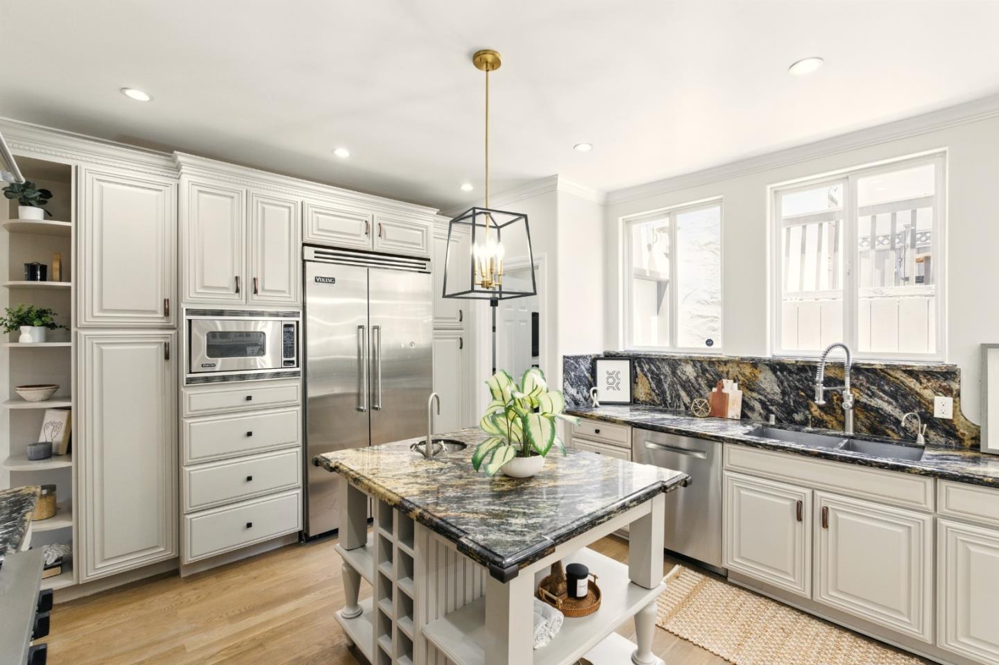 Detail Gallery Image 23 of 65 For 1260 Monterey Blvd, San Francisco,  CA 94127 - 4 Beds | 4 Baths
