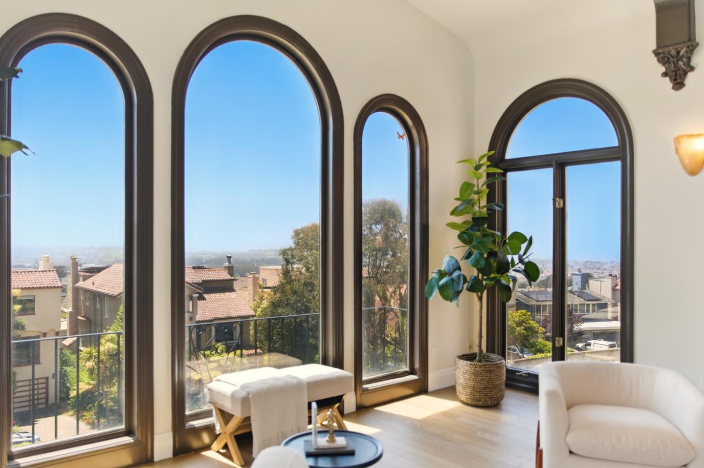 Detail Gallery Image 6 of 65 For 1260 Monterey Blvd, San Francisco,  CA 94127 - 4 Beds | 4 Baths