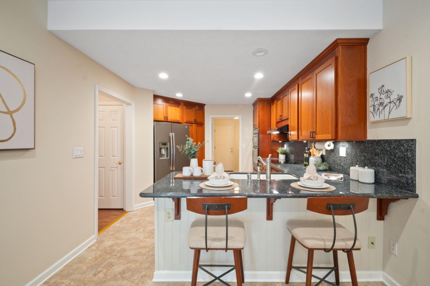 Detail Gallery Image 15 of 49 For 7704 Galloway Dr, San Jose,  CA 95135 - 2 Beds | 2 Baths