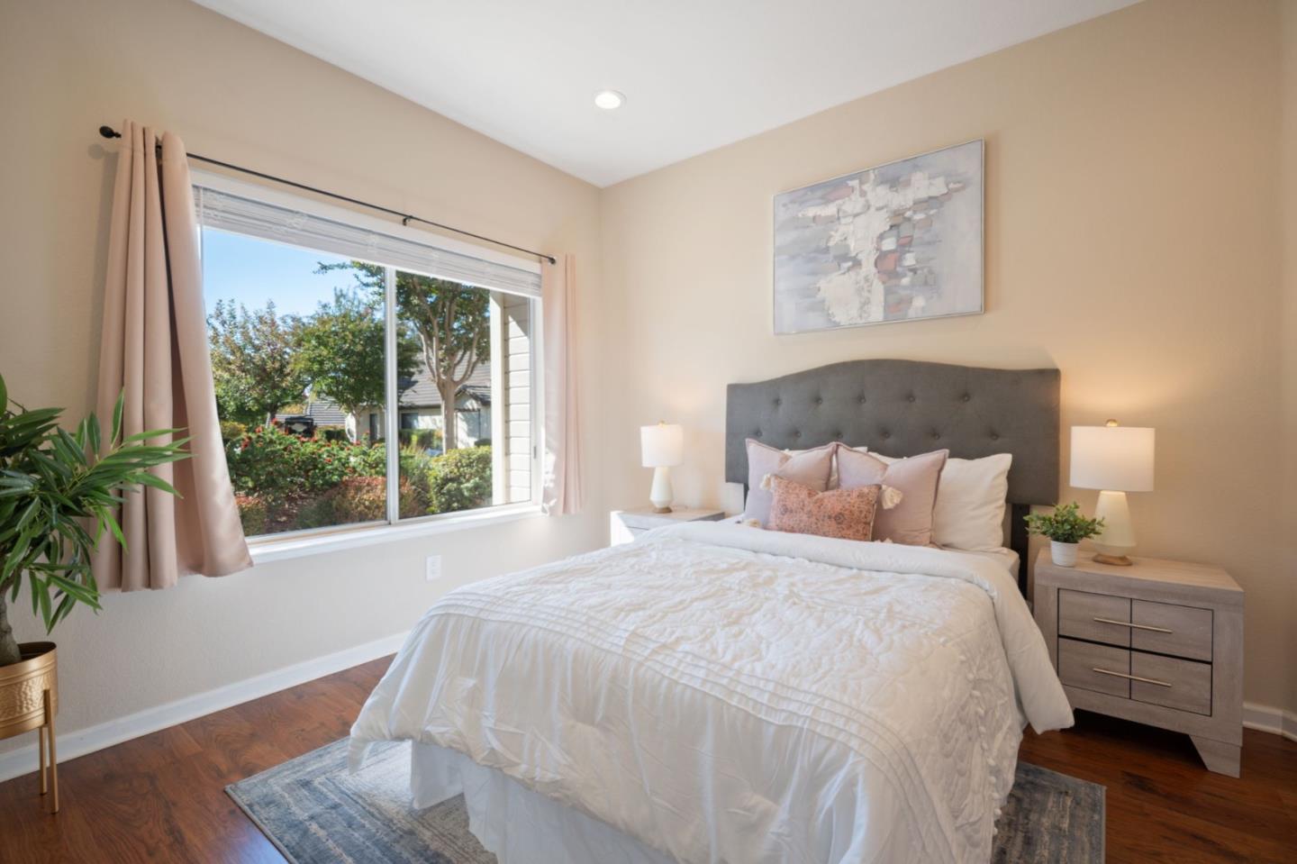 Detail Gallery Image 31 of 49 For 7704 Galloway Dr, San Jose,  CA 95135 - 2 Beds | 2 Baths