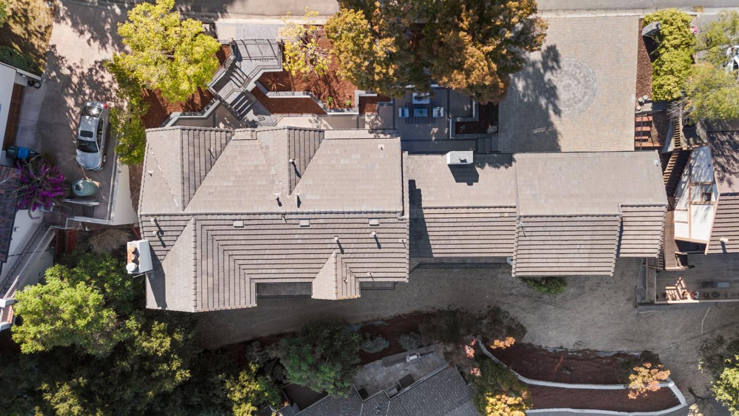 Detail Gallery Image 30 of 31 For 70 Ensenada Rd, San Carlos,  CA 94070 - 5 Beds | 4/1 Baths