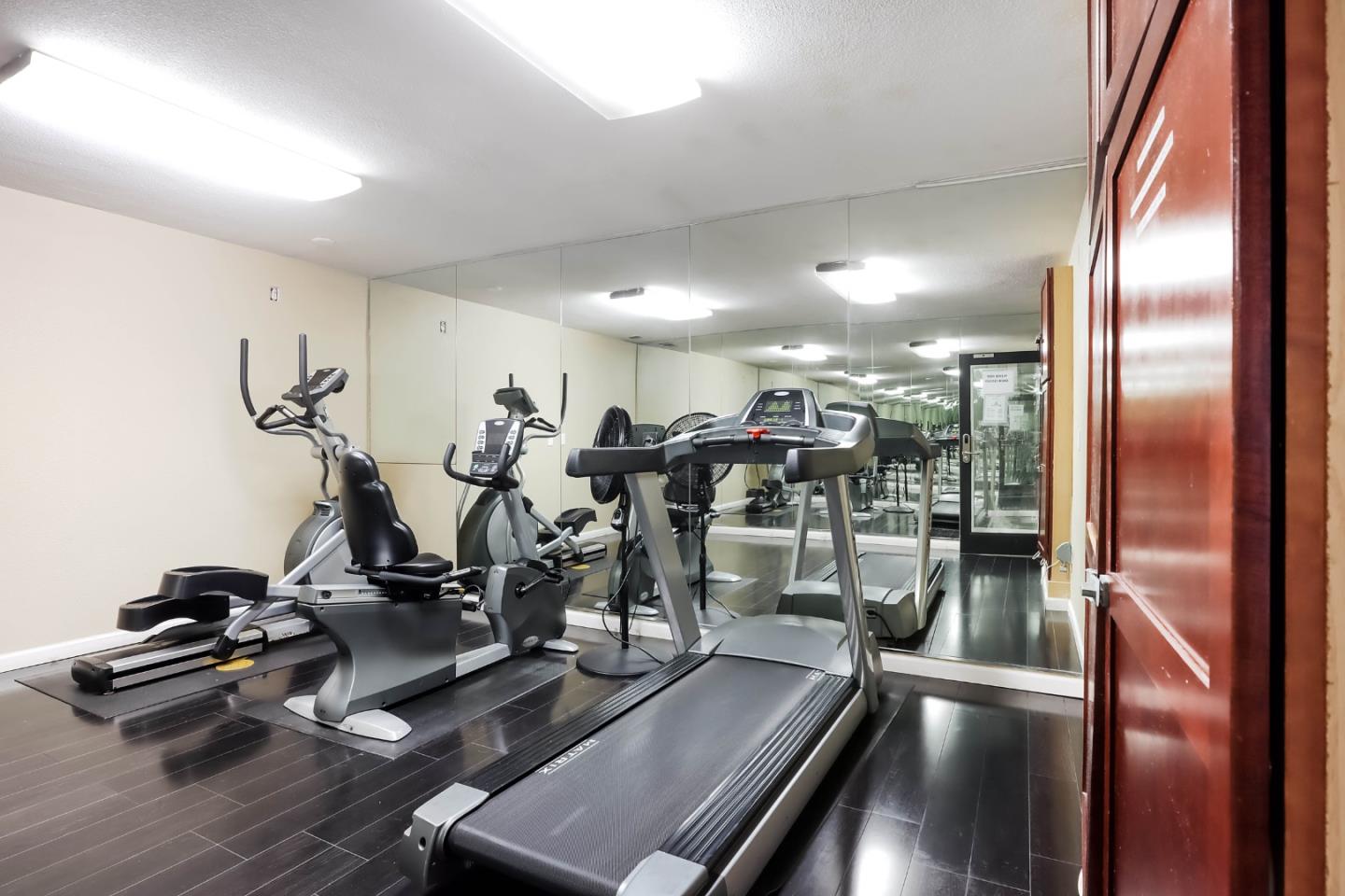 Detail Gallery Image 22 of 23 For 1318 B St #106,  Hayward,  CA 94541 - 2 Beds | 1 Baths