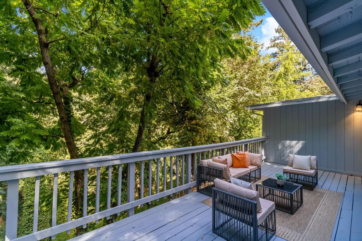 Detail Gallery Image 14 of 56 For 18122 Virginia Dr, Los Gatos,  CA 95033 - 2 Beds | 1 Baths