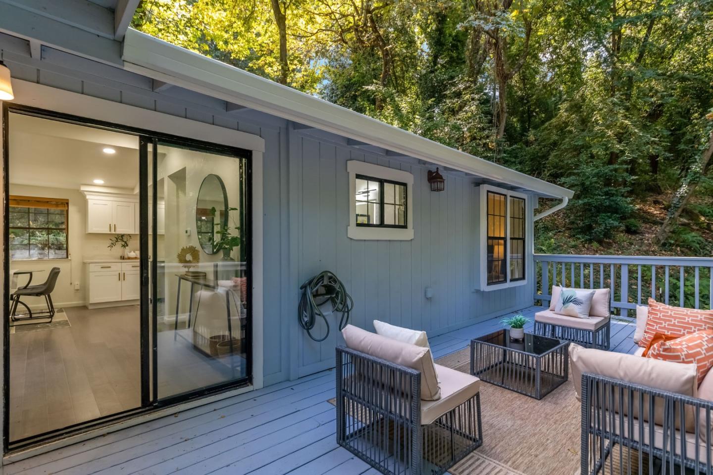 Detail Gallery Image 16 of 56 For 18122 Virginia Dr, Los Gatos,  CA 95033 - 2 Beds | 1 Baths