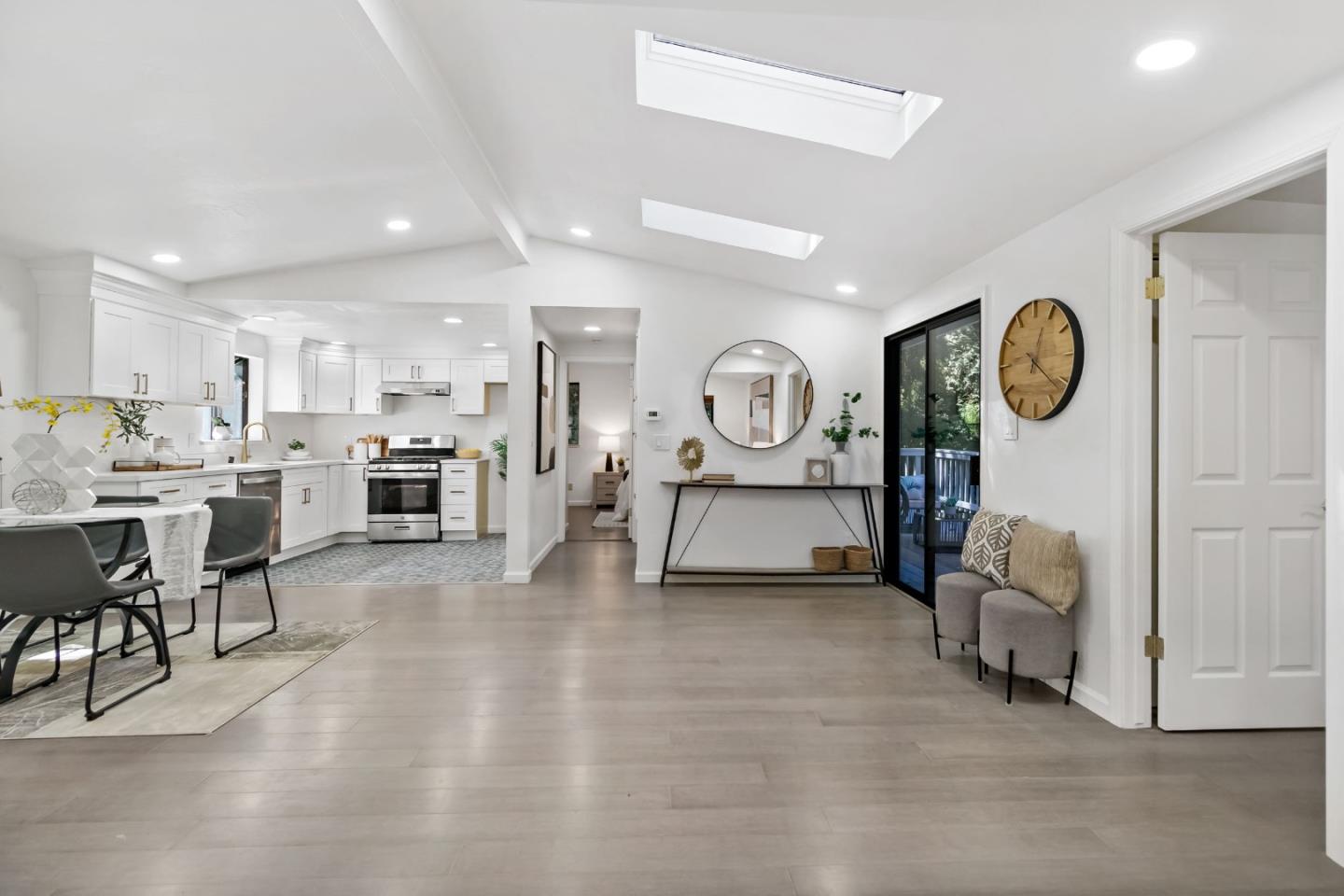 Detail Gallery Image 24 of 56 For 18122 Virginia Dr, Los Gatos,  CA 95033 - 2 Beds | 1 Baths