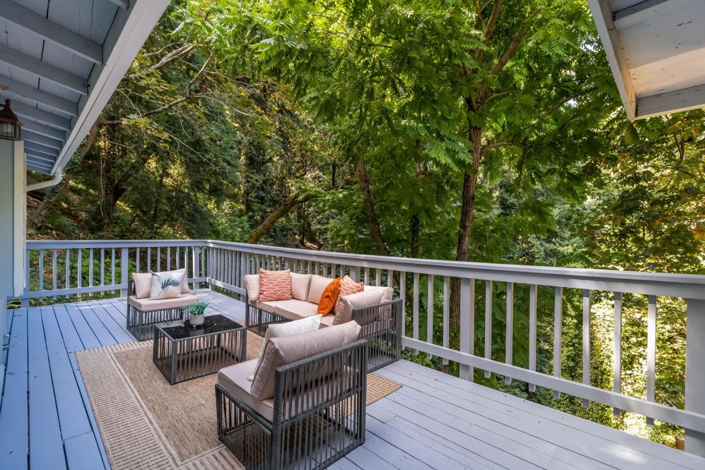 Detail Gallery Image 4 of 56 For 18122 Virginia Dr, Los Gatos,  CA 95033 - 2 Beds | 1 Baths