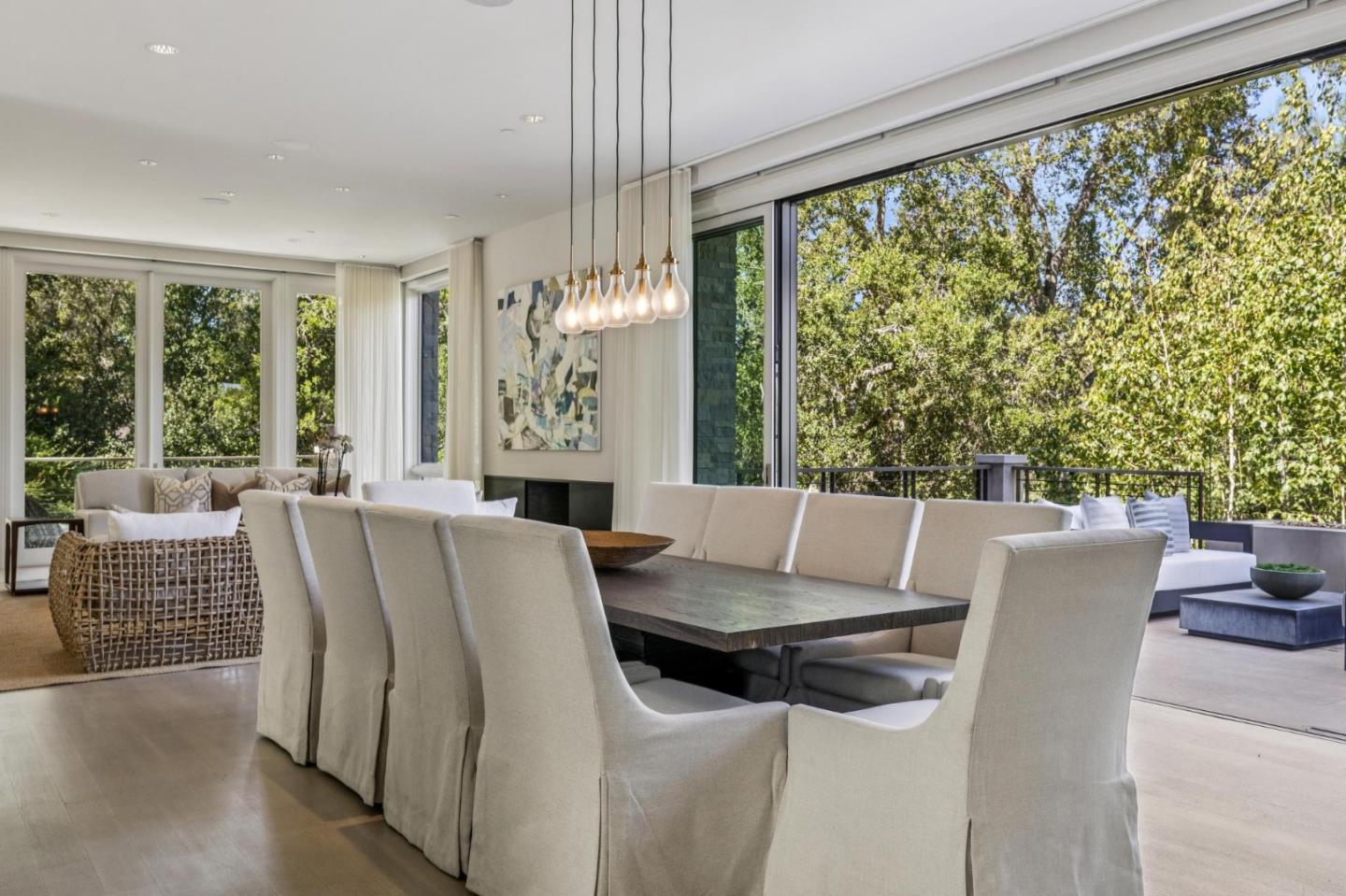 Detail Gallery Image 11 of 60 For 1 Tallwood Ct, Atherton,  CA 94027 - 6 Beds | 6/3 Baths