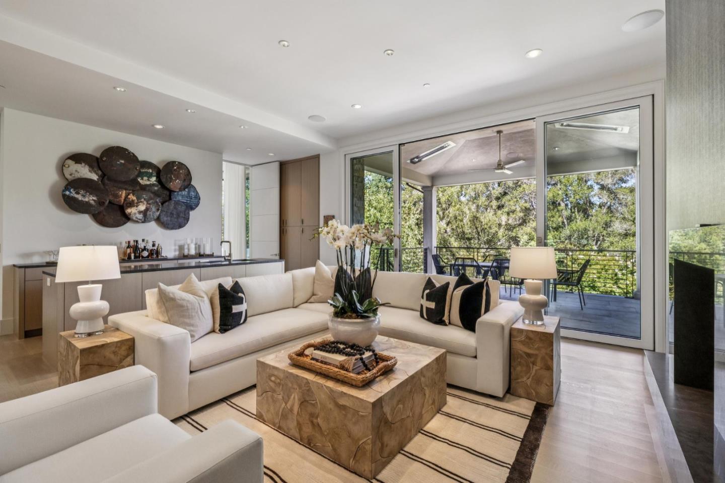 Detail Gallery Image 17 of 60 For 1 Tallwood Ct, Atherton,  CA 94027 - 6 Beds | 6/3 Baths