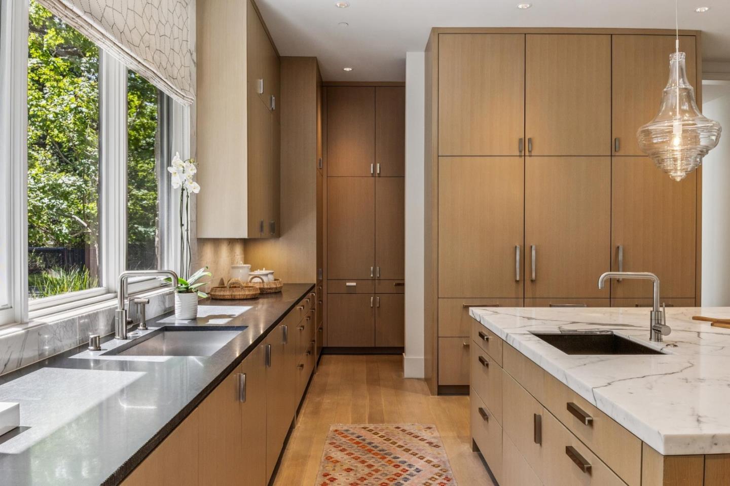Detail Gallery Image 20 of 60 For 1 Tallwood Ct, Atherton,  CA 94027 - 6 Beds | 6/3 Baths