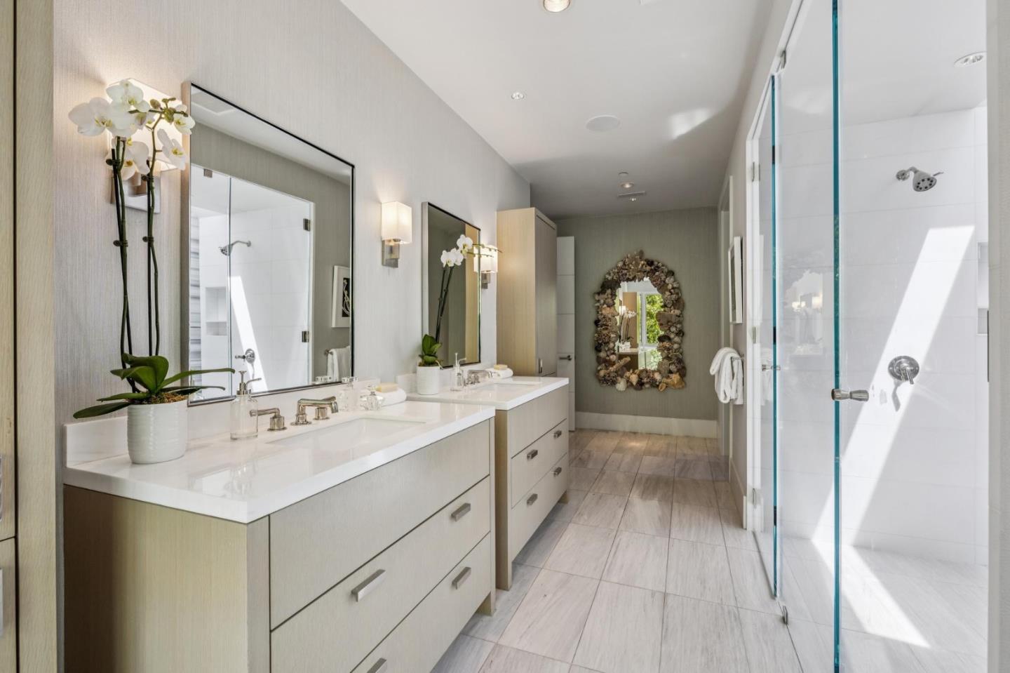 Detail Gallery Image 28 of 60 For 1 Tallwood Ct, Atherton,  CA 94027 - 6 Beds | 6/3 Baths