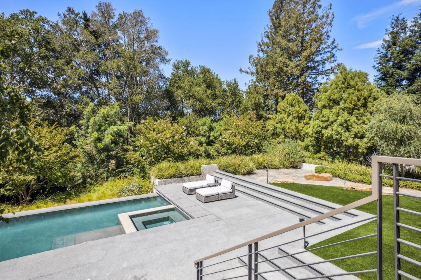 Detail Gallery Image 57 of 60 For 1 Tallwood Ct, Atherton,  CA 94027 - 6 Beds | 6/3 Baths