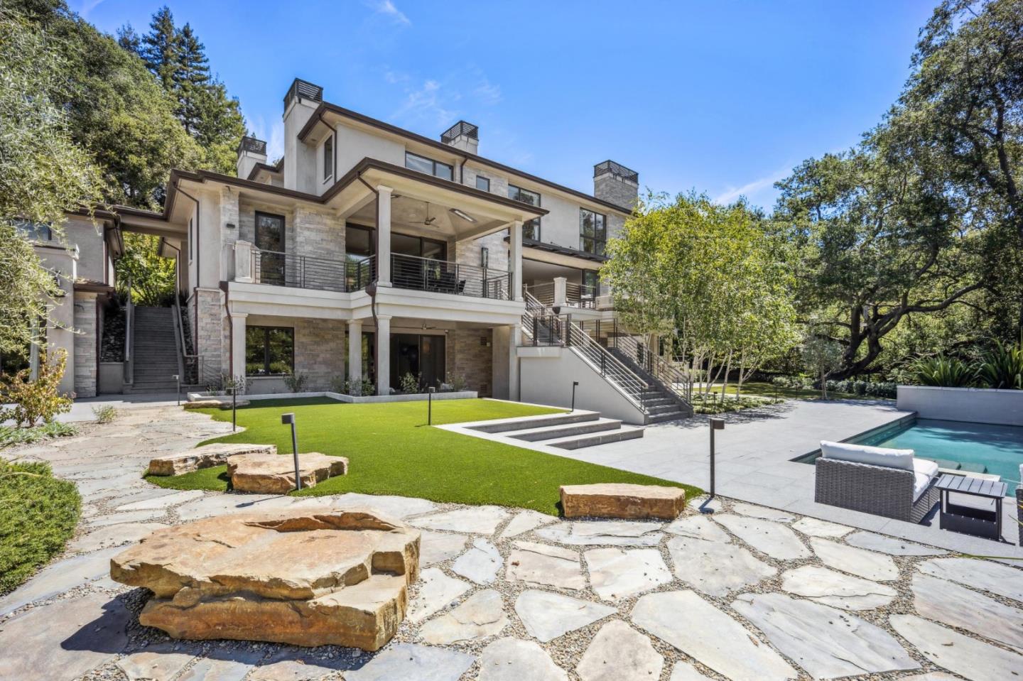 Detail Gallery Image 59 of 60 For 1 Tallwood Ct, Atherton,  CA 94027 - 6 Beds | 6/3 Baths
