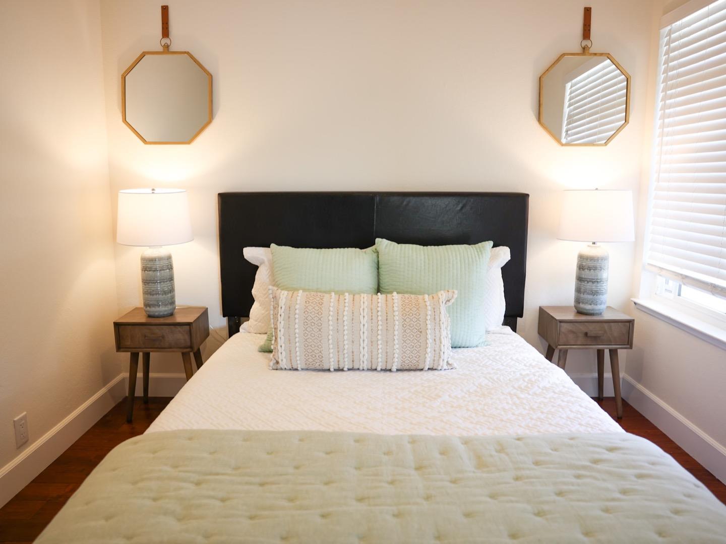 Detail Gallery Image 10 of 65 For 27941 Emerson Ave, Hayward,  CA 94545 - 3 Beds | 2 Baths