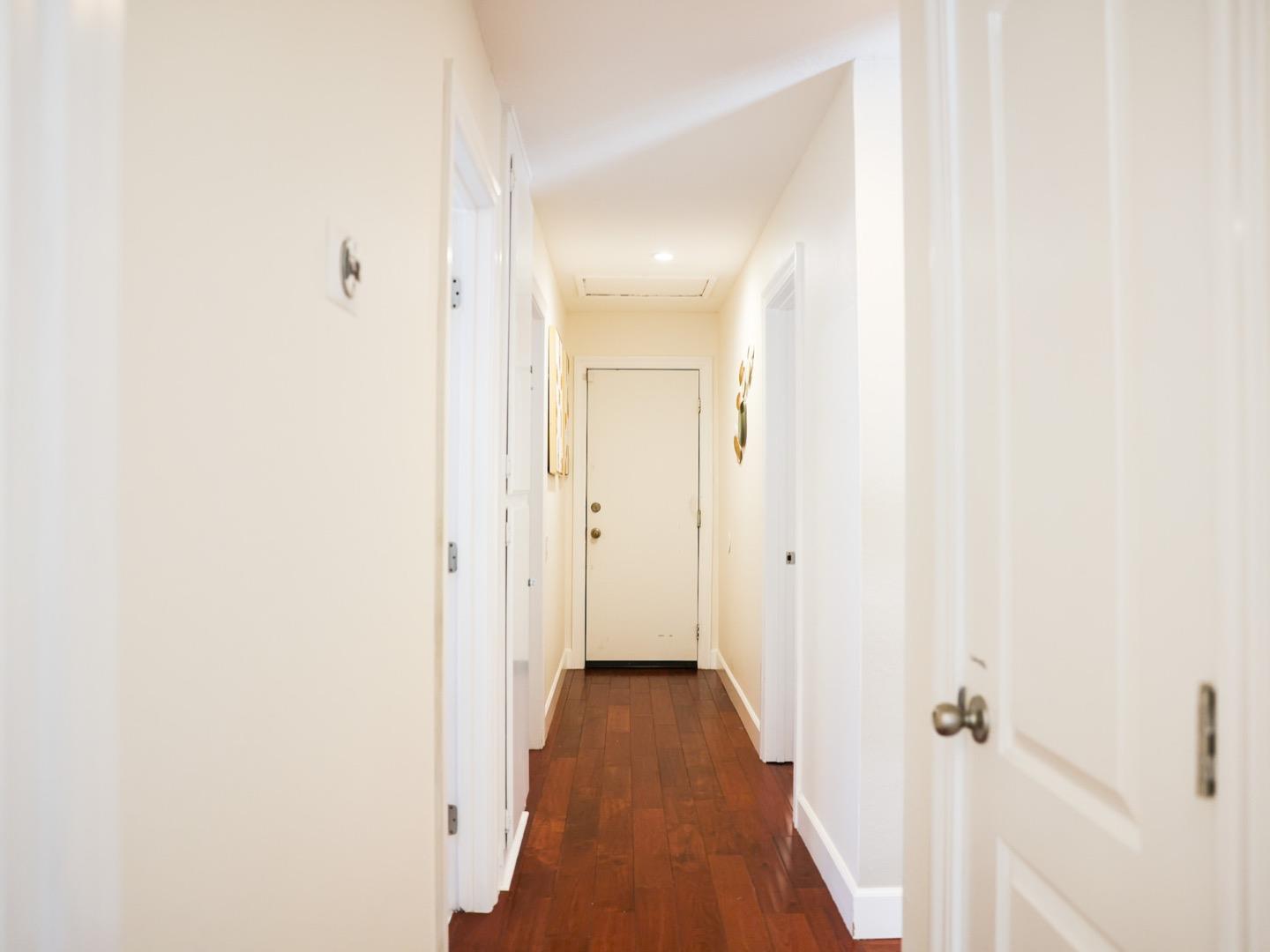 Detail Gallery Image 13 of 65 For 27941 Emerson Ave, Hayward,  CA 94545 - 3 Beds | 2 Baths