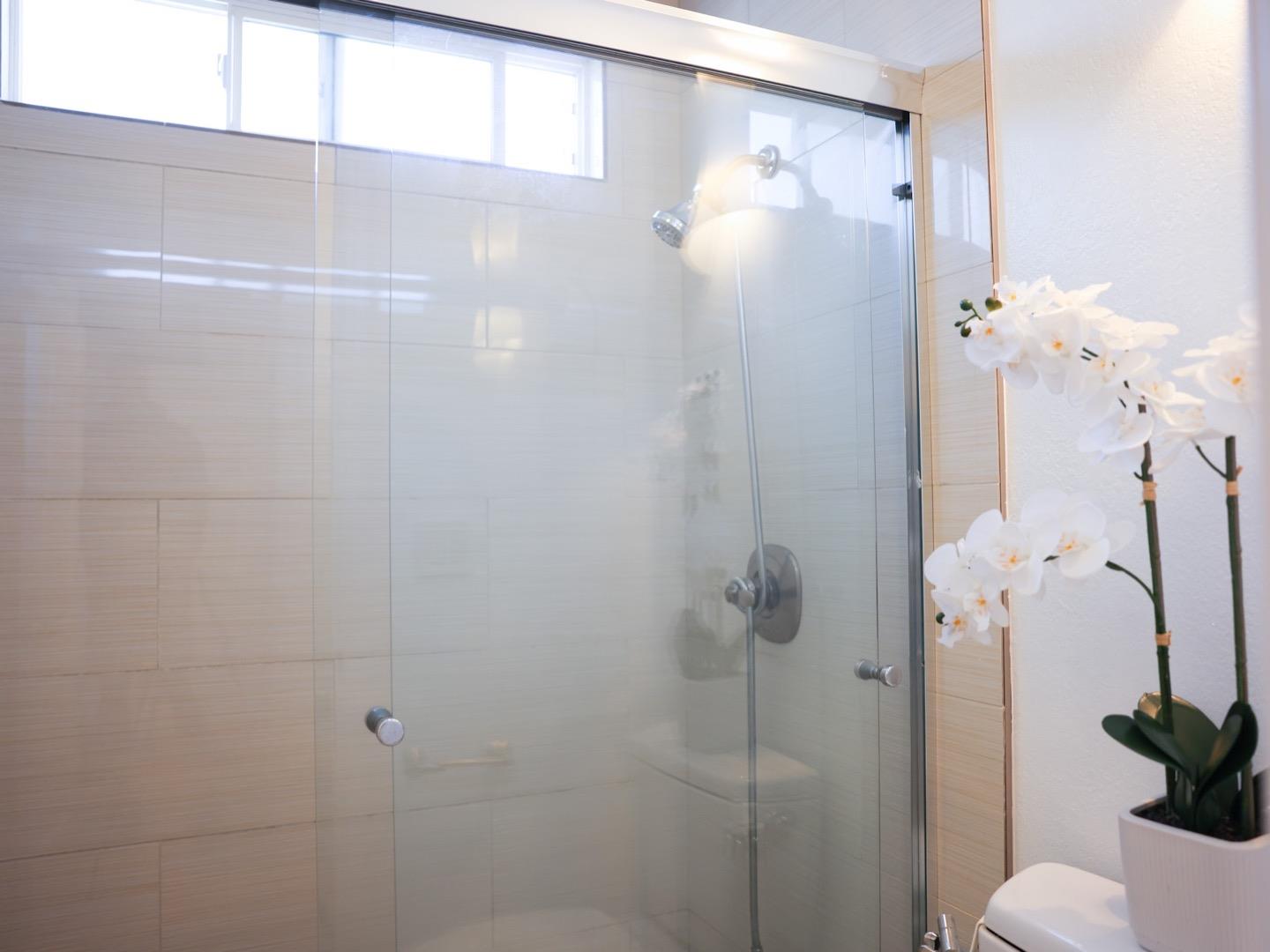 Detail Gallery Image 19 of 65 For 27941 Emerson Ave, Hayward,  CA 94545 - 3 Beds | 2 Baths