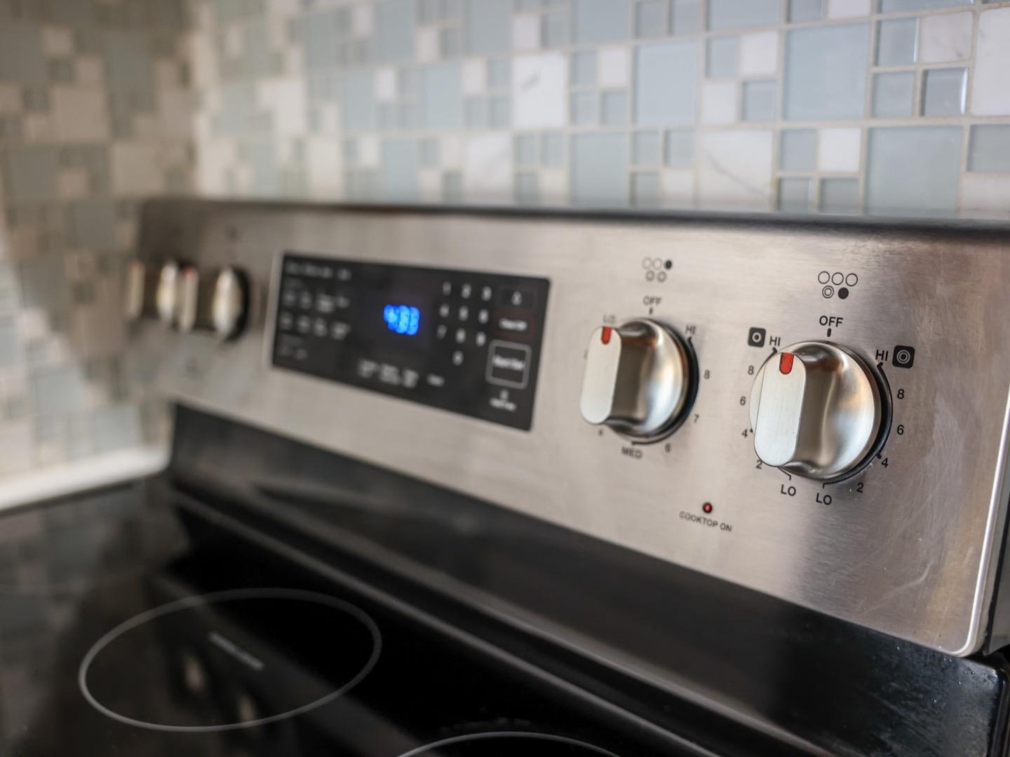 Detail Gallery Image 28 of 65 For 27941 Emerson Ave, Hayward,  CA 94545 - 3 Beds | 2 Baths