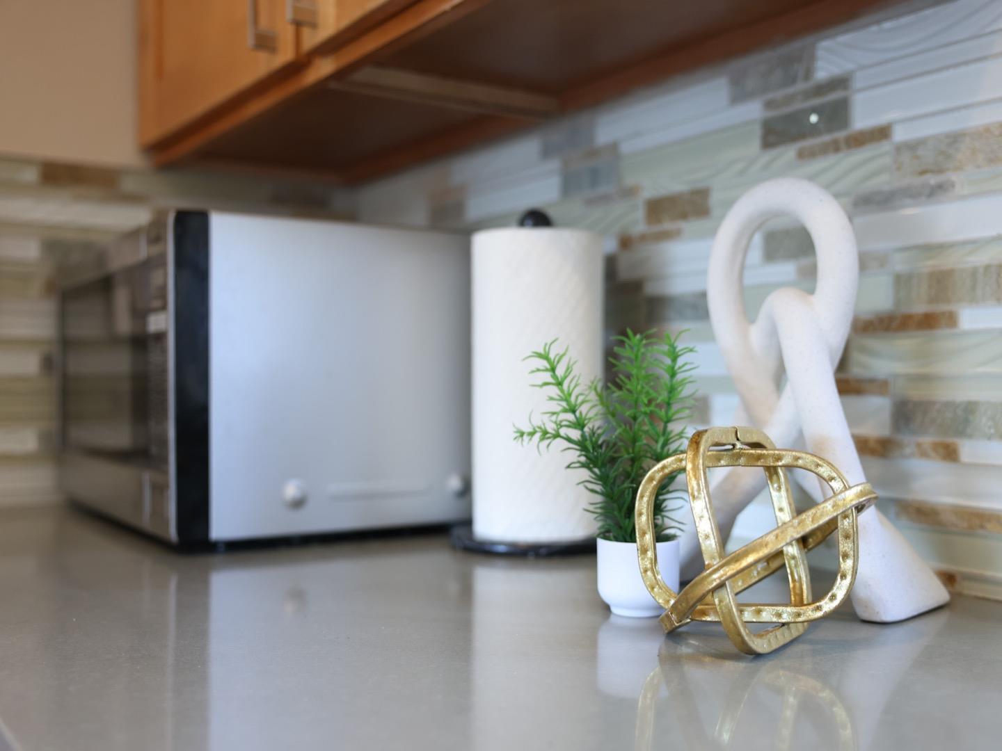 Detail Gallery Image 51 of 65 For 27941 Emerson Ave, Hayward,  CA 94545 - 3 Beds | 2 Baths
