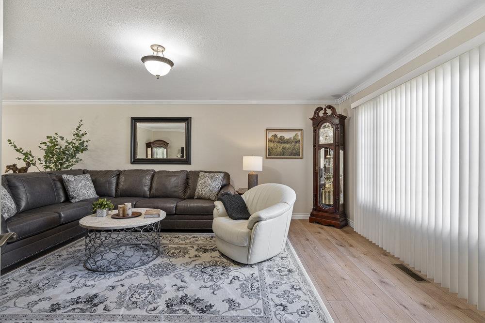 Detail Gallery Image 11 of 87 For 6490 Kings Pl, Gilroy,  CA 95020 - 5 Beds | 2/1 Baths