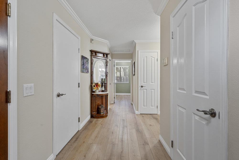 Detail Gallery Image 35 of 87 For 6490 Kings Pl, Gilroy,  CA 95020 - 5 Beds | 2/1 Baths