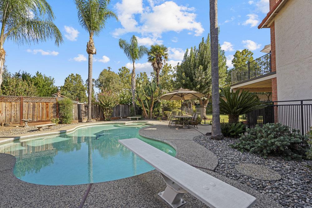 Detail Gallery Image 73 of 87 For 6490 Kings Pl, Gilroy,  CA 95020 - 5 Beds | 2/1 Baths