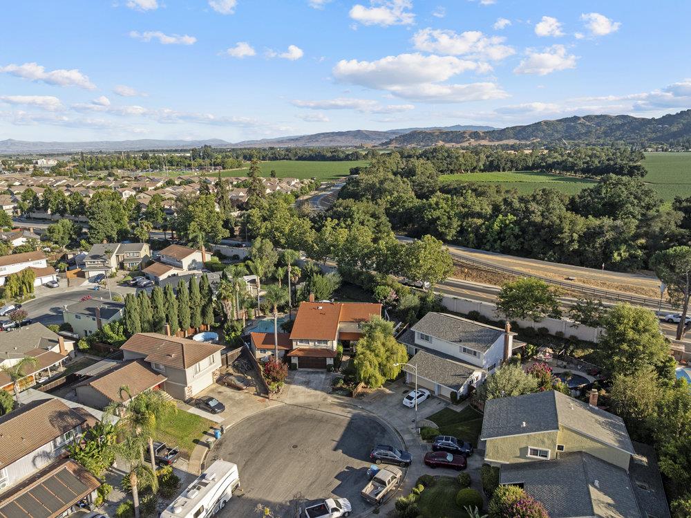 Detail Gallery Image 81 of 87 For 6490 Kings Pl, Gilroy,  CA 95020 - 5 Beds | 2/1 Baths