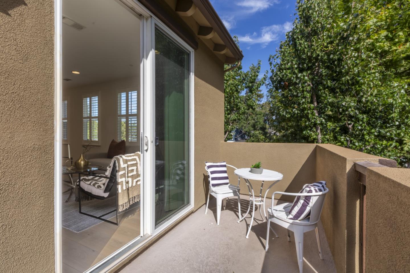 Detail Gallery Image 18 of 57 For 127 Muller Pl, San Jose,  CA 95126 - 3 Beds | 3/1 Baths
