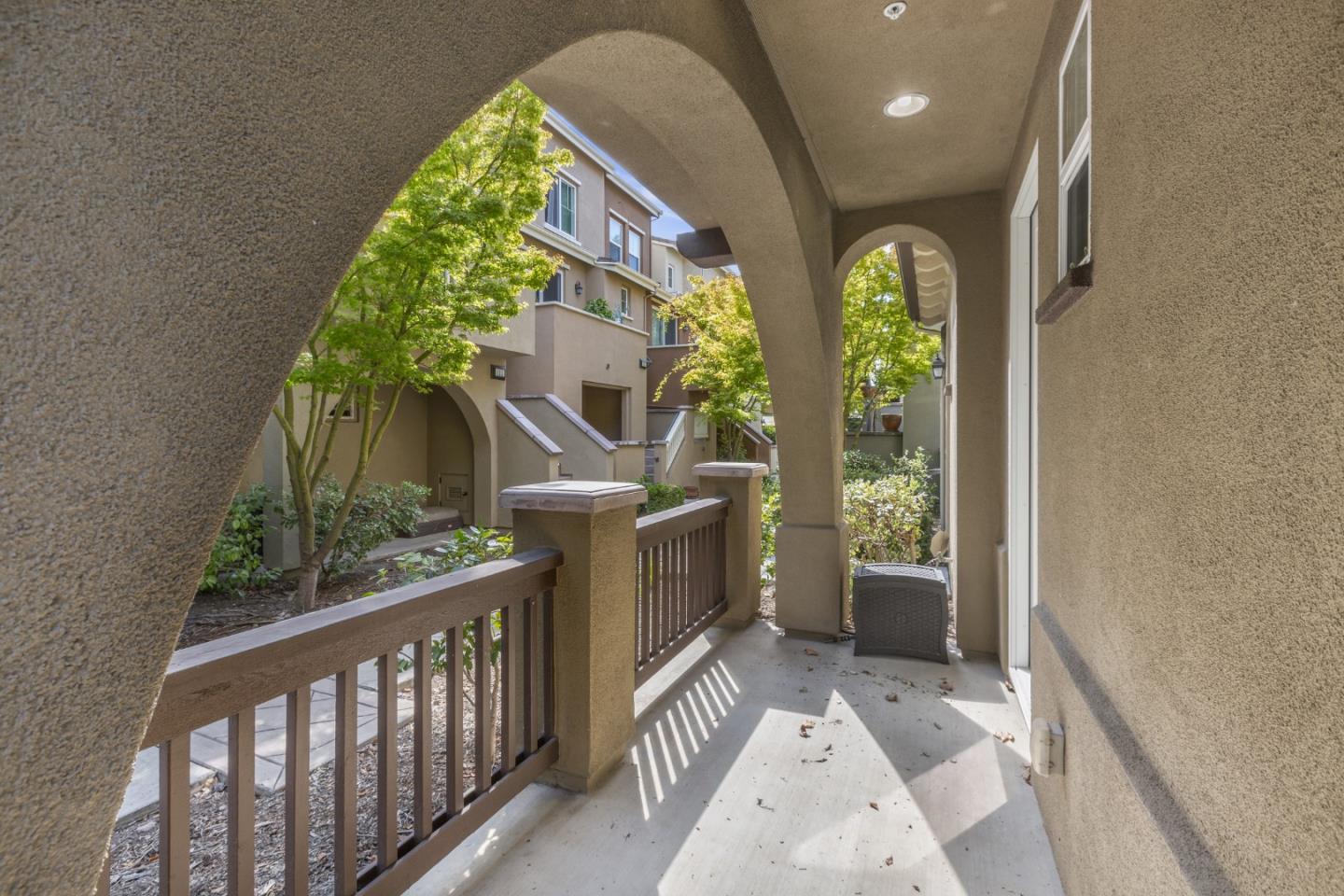 Detail Gallery Image 27 of 57 For 127 Muller Pl, San Jose,  CA 95126 - 3 Beds | 3/1 Baths