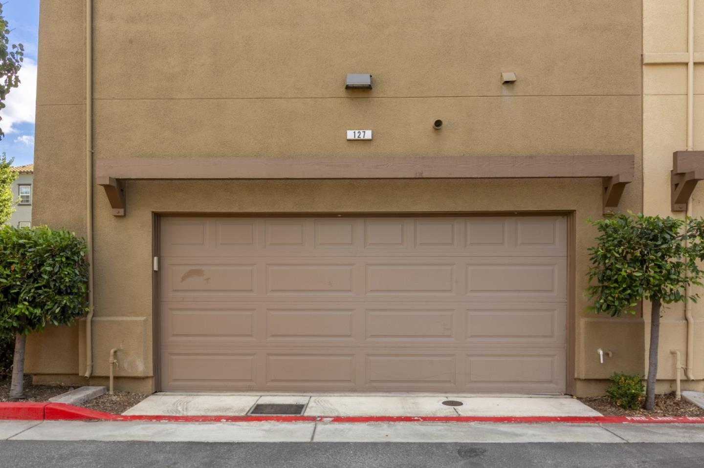 Detail Gallery Image 36 of 57 For 127 Muller Pl, San Jose,  CA 95126 - 3 Beds | 3/1 Baths