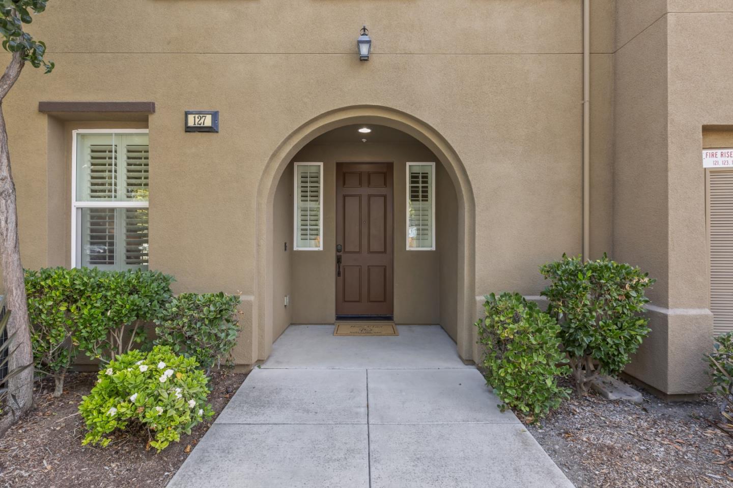 Detail Gallery Image 40 of 57 For 127 Muller Pl, San Jose,  CA 95126 - 3 Beds | 3/1 Baths
