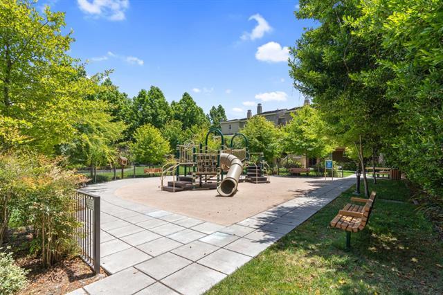 Detail Gallery Image 41 of 57 For 127 Muller Pl, San Jose,  CA 95126 - 3 Beds | 3/1 Baths